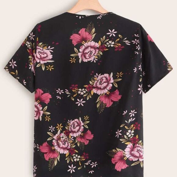 SHEIN Plus Short Sleeve Floral Print Top 0XL 12 - Picture 2 of 10